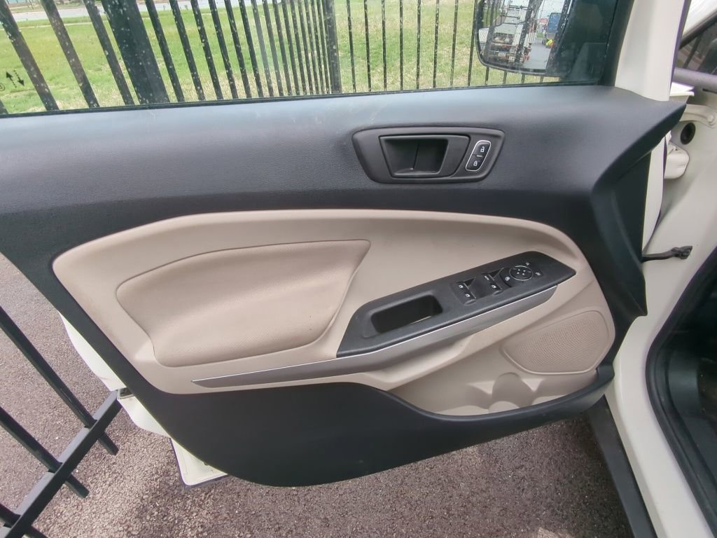 Used 2021 Ford EcoSport S image 8