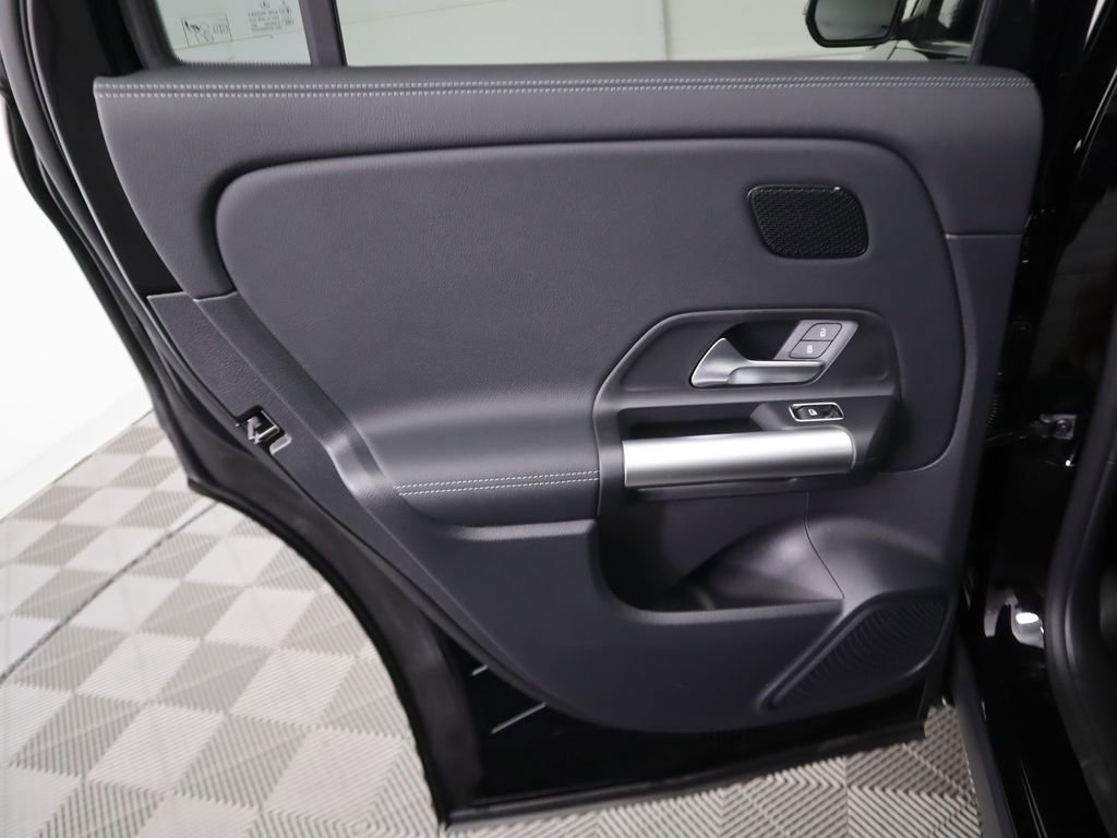 Certified 2025 Mercedes-Benz GLA 250 image 28