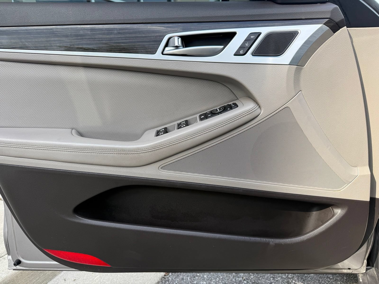 Used 2020 Genesis G80 3.8 AWD/4WD image 43