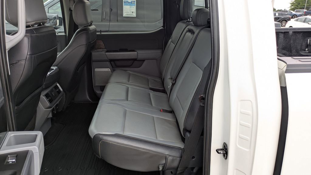 Used 2021 Ford F150 Lariat w/ Max Trailer Tow Package AWD/4WD image 12
