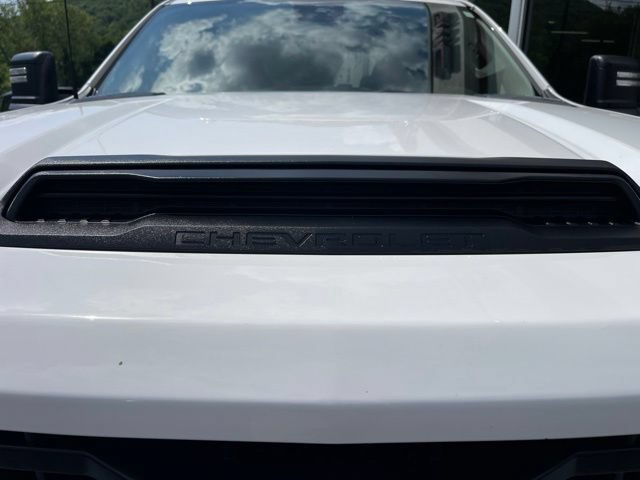 Used 2024 Chevrolet Silverado 2500 Custom w/ Custom Convenience Package AWD/4WD image 4