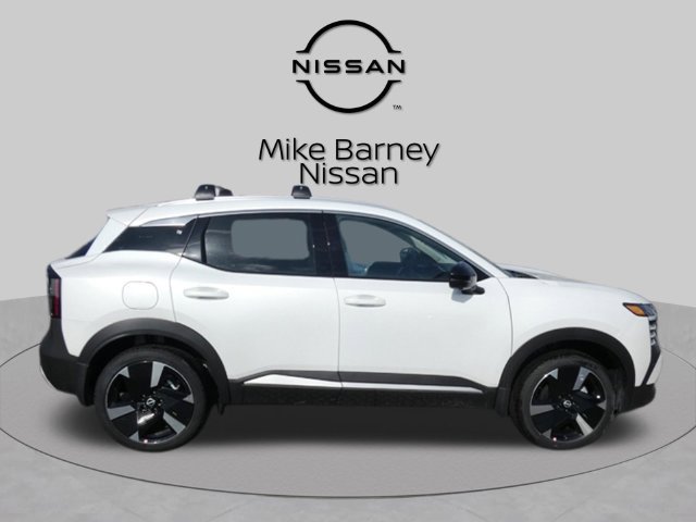 New 2026 Nissan Kicks SR w/ Cold Weather Package AWD/4WD image 2