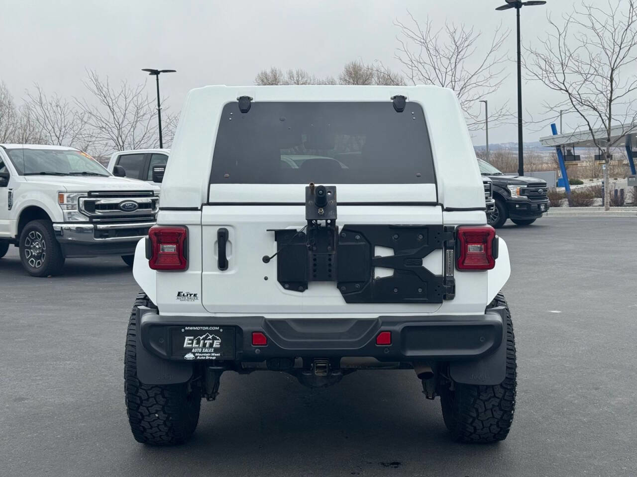 Used 2021 Jeep Wrangler Unlimited Sahara w/ Uconnect 4C Nav & Sound Group AWD/4WD image 7