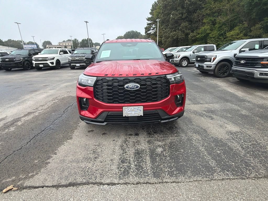 Used 2026 Ford Explorer ST-Line w/ Premium Package RWD image 8