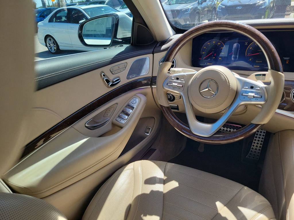 Used 2019 Mercedes-Benz S 560 Sedan image 19