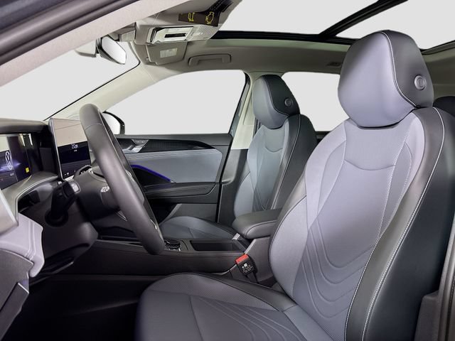 New 2026 Volkswagen Tiguan SE AWD/4WD image 21