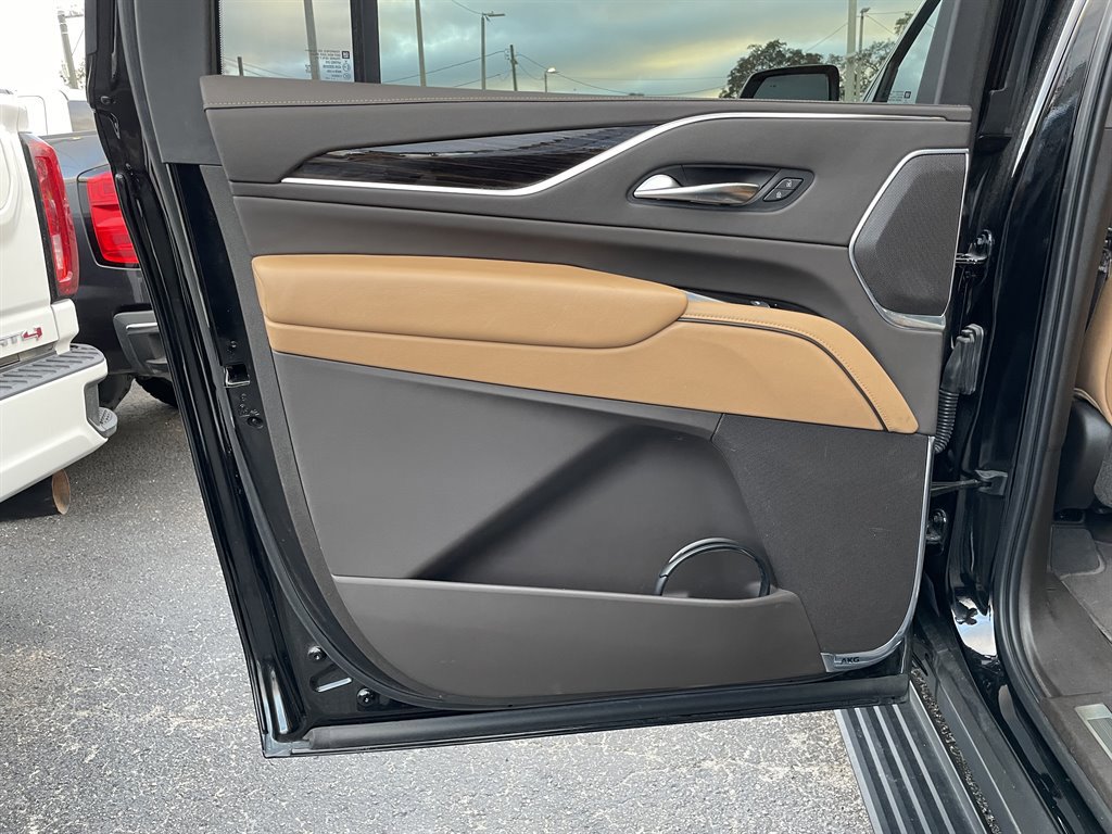 Used 2021 Cadillac Escalade ESV Sport w/ Driver Assist Tech Package RWD image 48