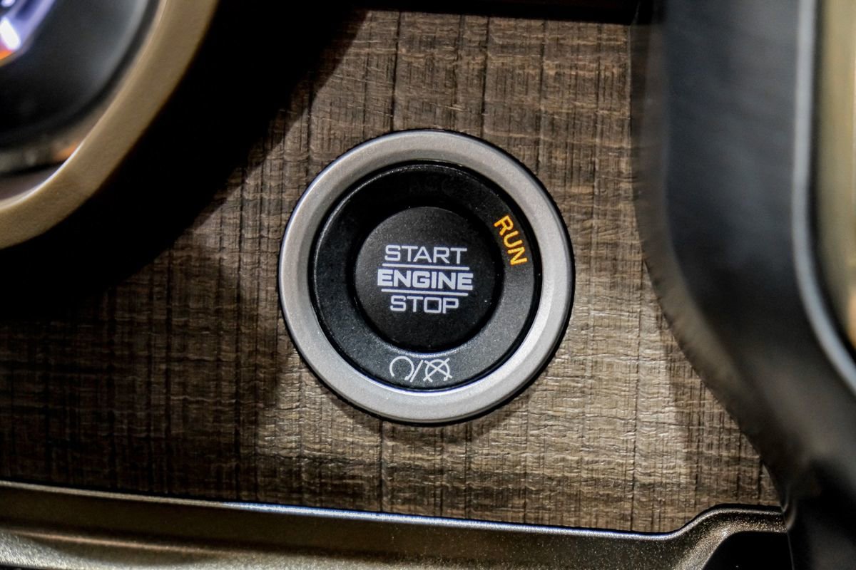 Used 2024 RAM 2500 Limited w/ Safety Group image 20