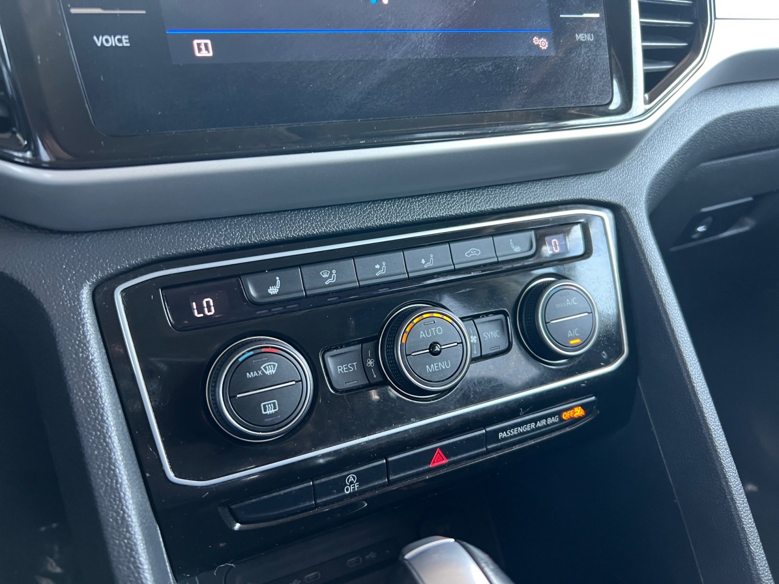 Used 2023 Volkswagen Atlas SE image 21