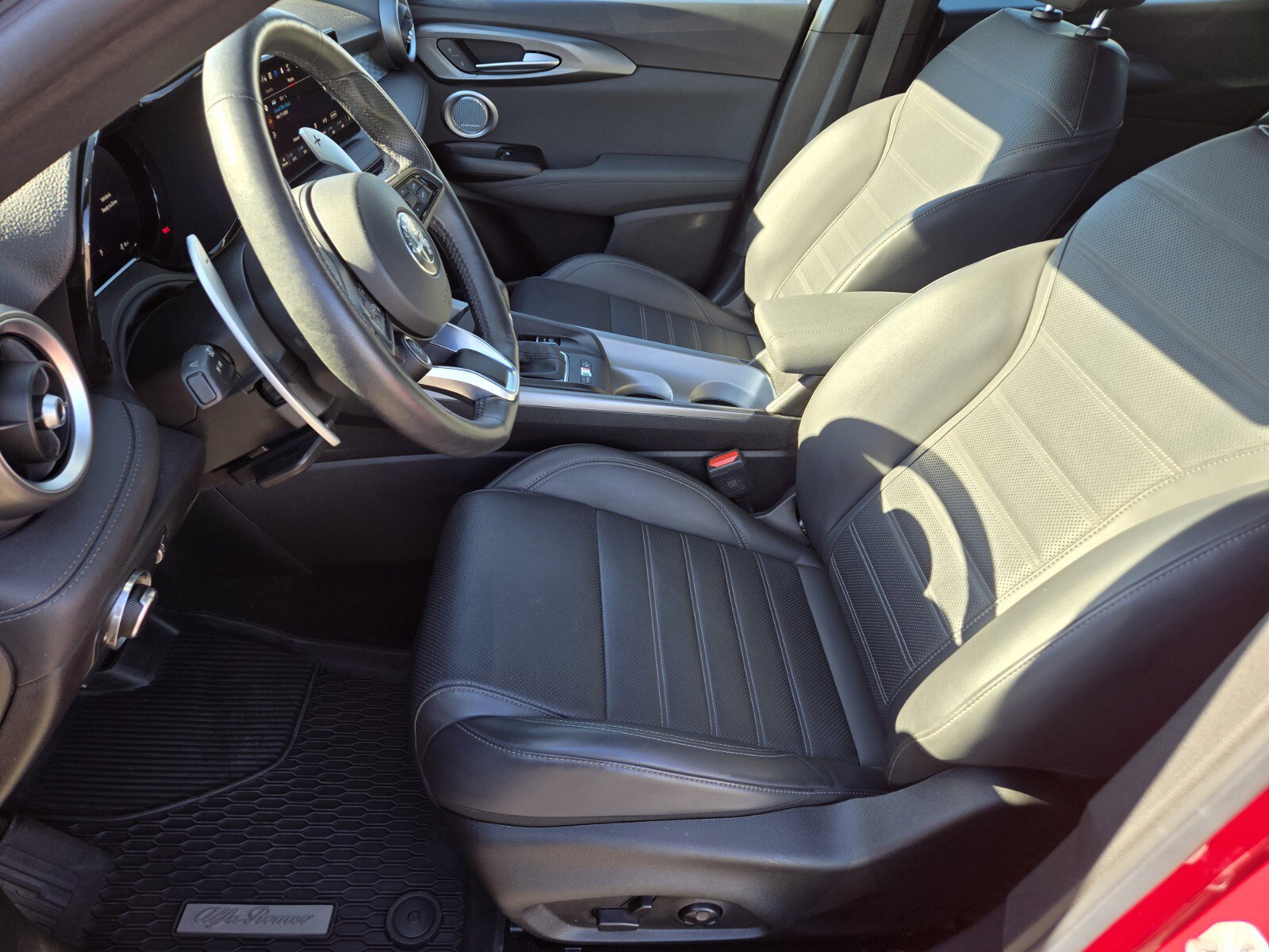 Used 2024 Alfa Romeo Tonale Veloce image 10