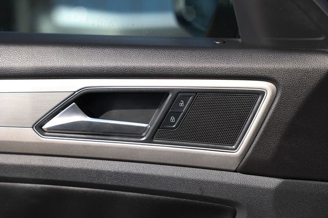 Used 2018 Volkswagen Atlas SE FWD image 41