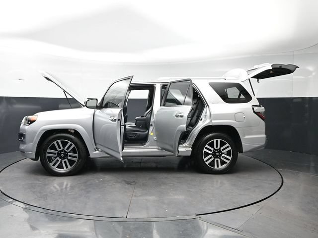 Used 2016 Toyota 4Runner Limited RWD image 35
