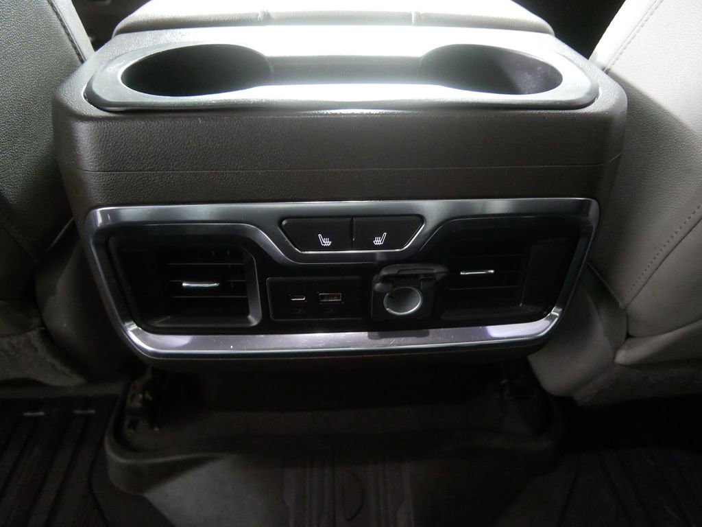 Used 2019 GMC Sierra 1500 SLT w/ SLT Premium Plus Package AWD/4WD image 24