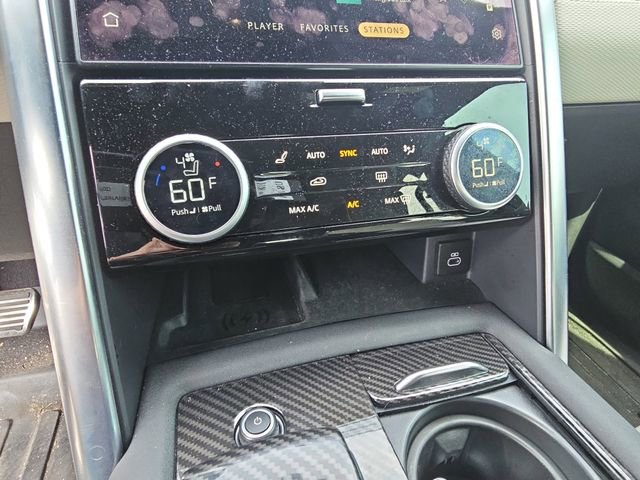 Used 2021 Land Rover Discovery HSE R-Dynamic AWD/4WD image 22