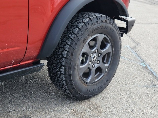 Used 2022 Ford Bronco Black Diamond image 5