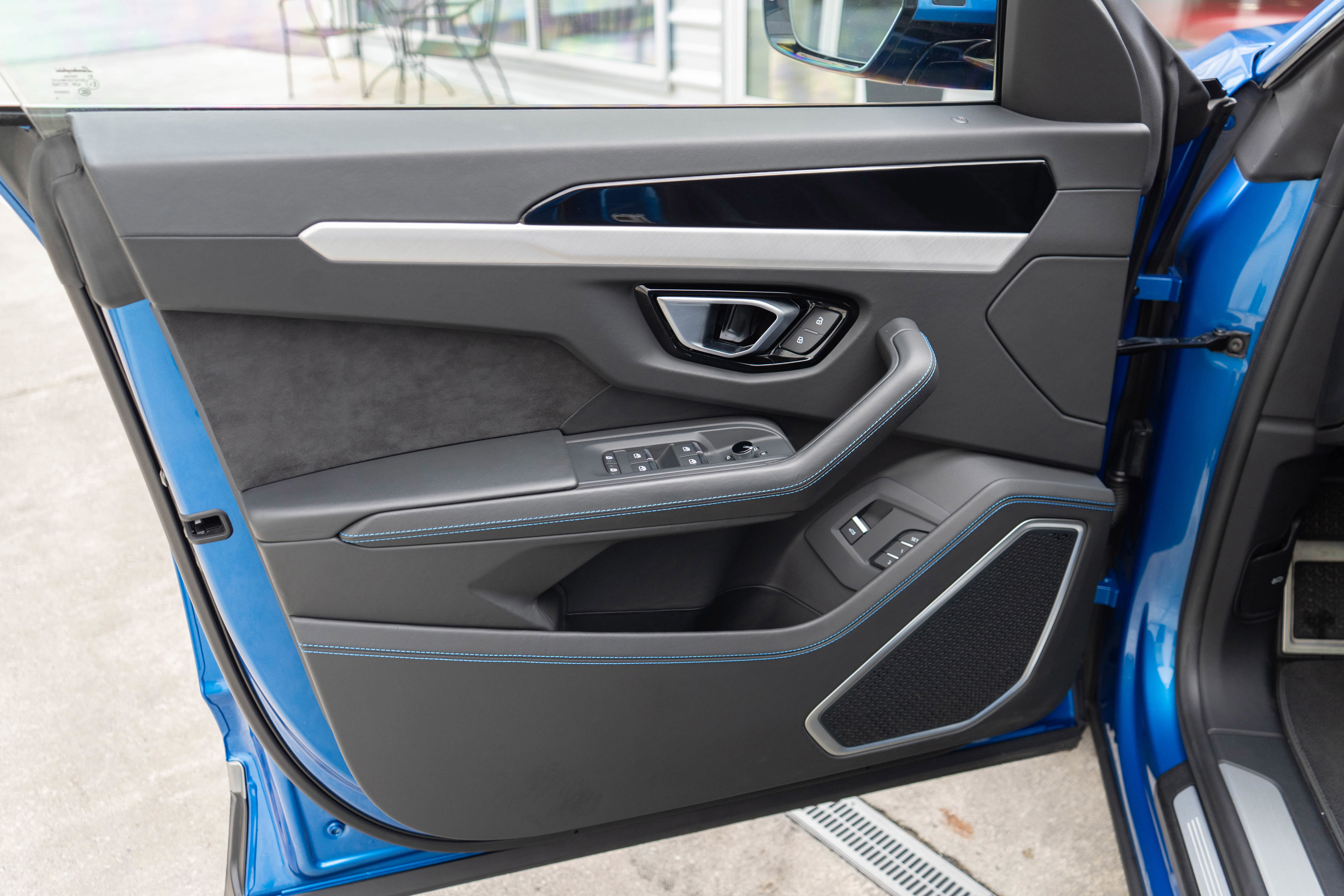 Used 2021 Lamborghini Urus image 10