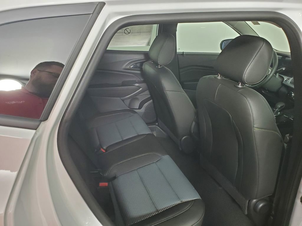New 2026 Chevrolet Trax LT FWD image 13