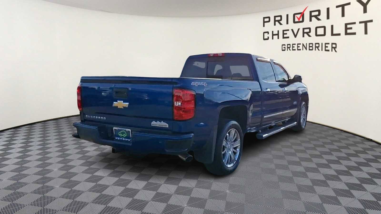 Used 2015 Chevrolet Silverado 1500 High Country w/ High Country Premium Package image 8