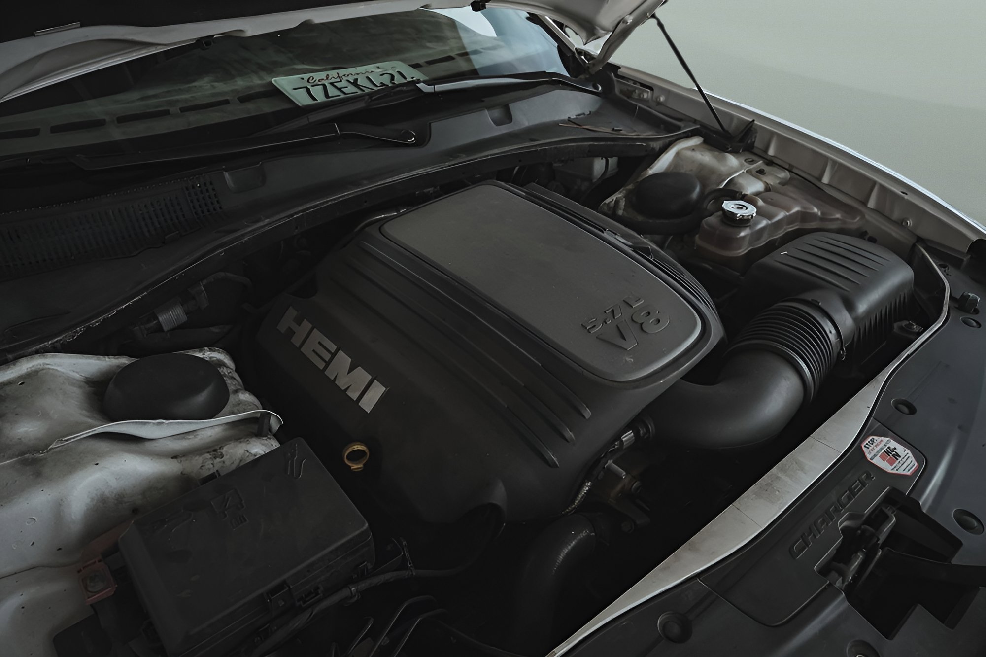 Used 2018 Dodge Charger R/T image 36