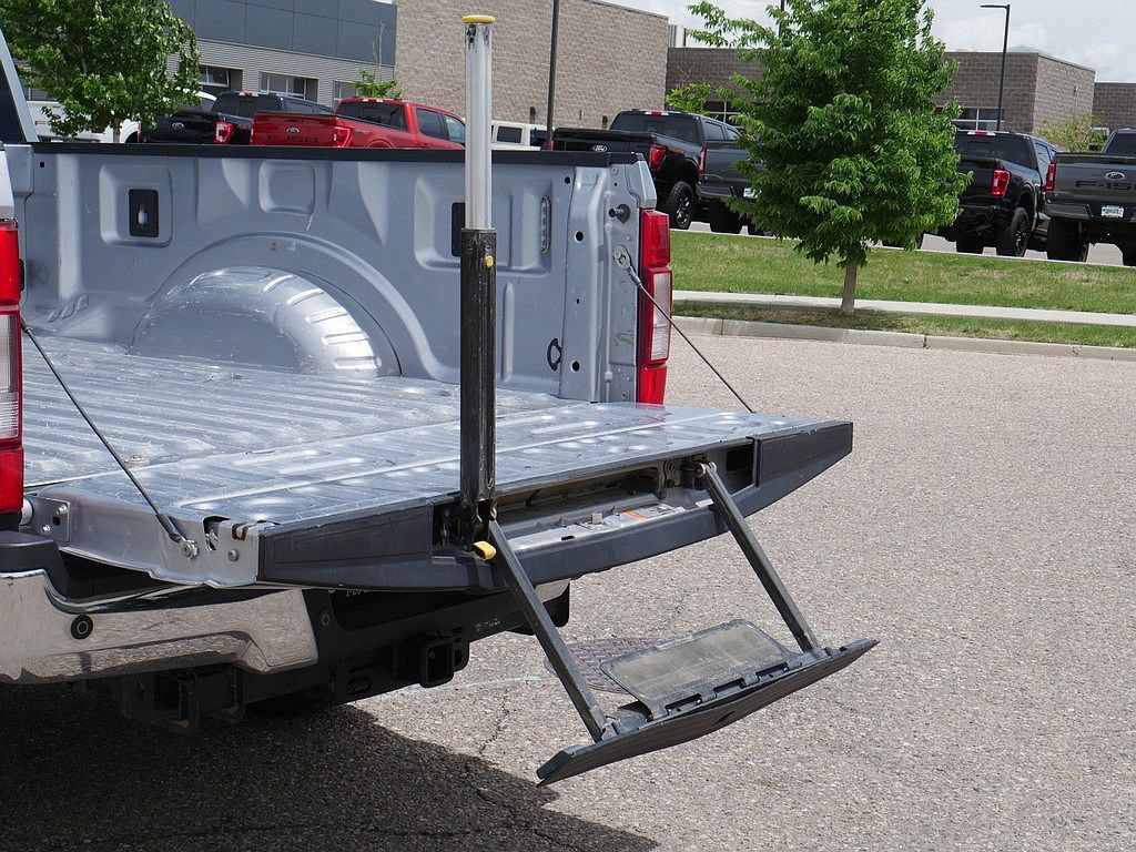 Used 2021 Ford F250 Lariat w/ Lariat Ultimate Package AWD/4WD image 69