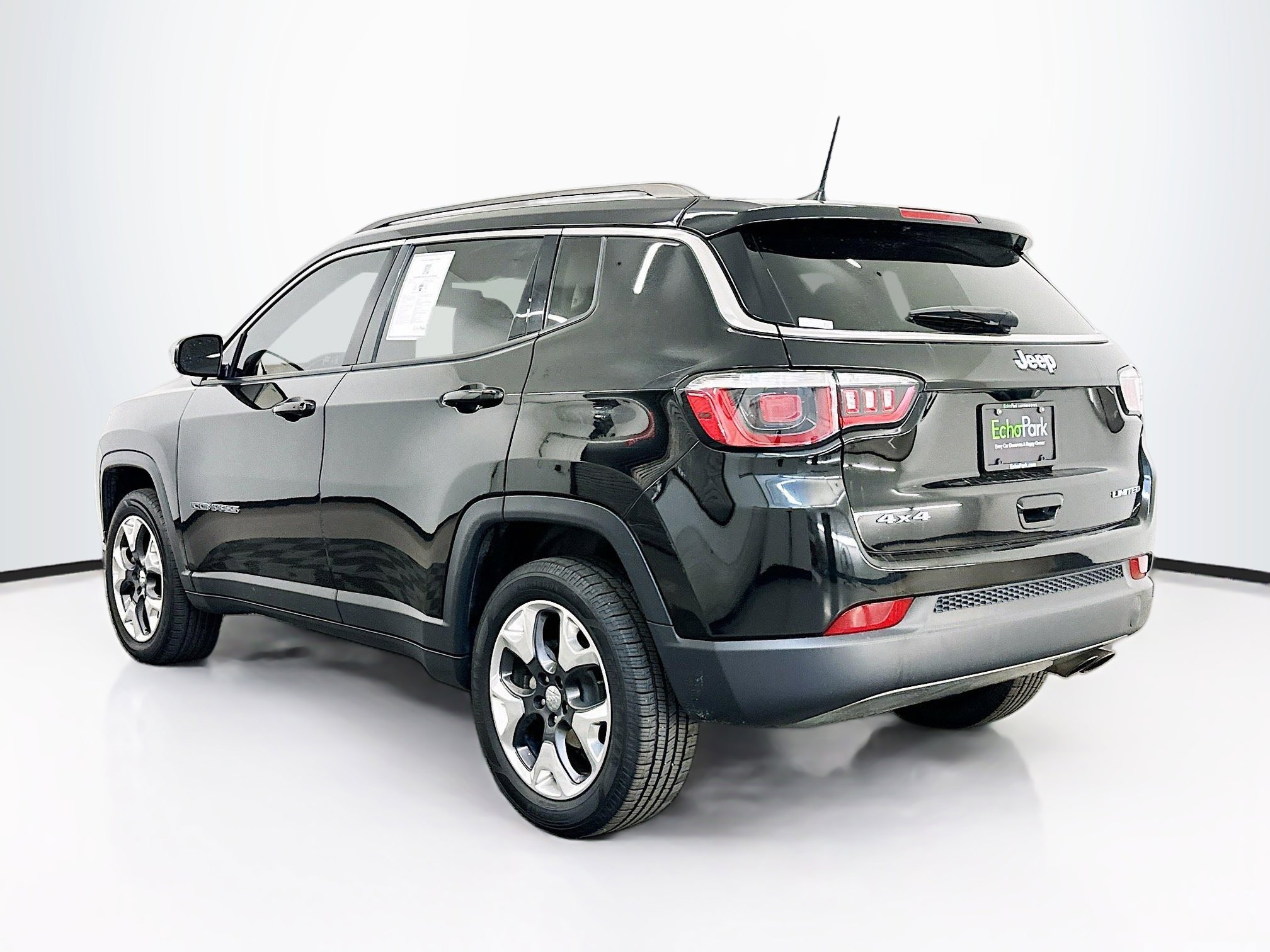 Used 2019 Jeep Compass Limited image 5