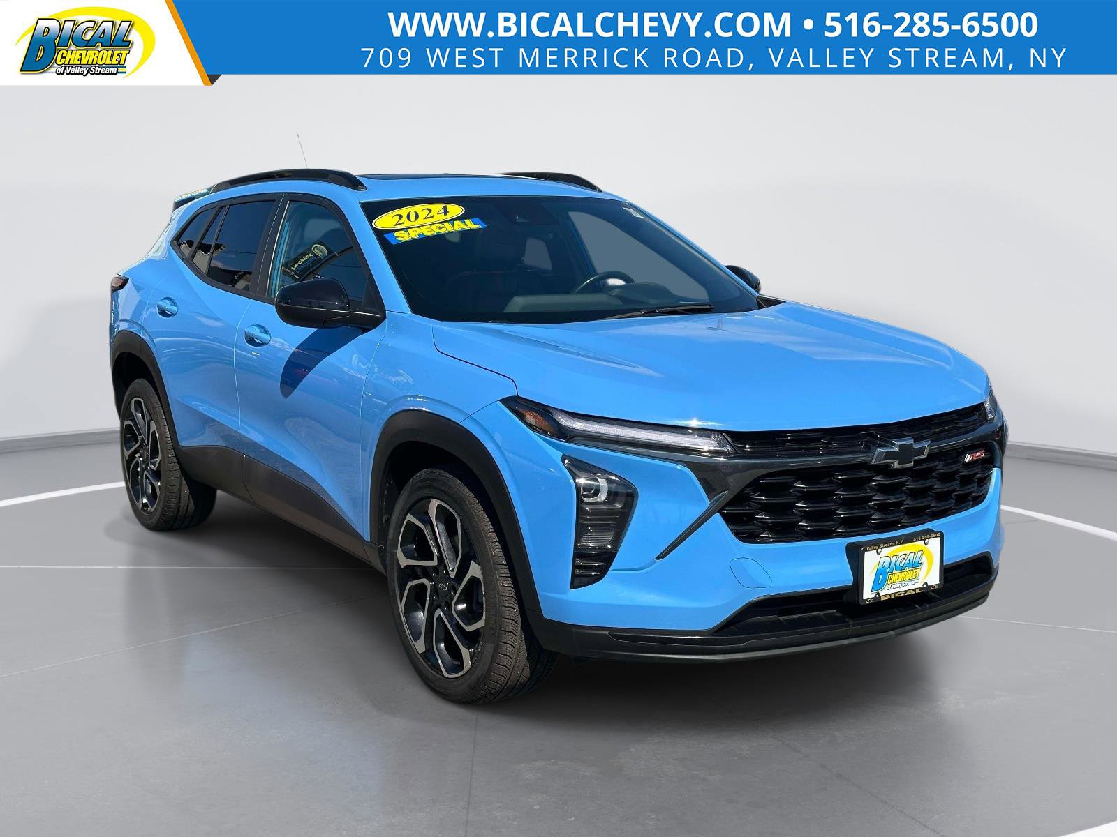 Certified 2024 Chevrolet Trax RS w/ Sunroof Package image 1