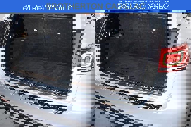 Used 2020 Mercedes-Benz GLS 450 4MATIC image 28