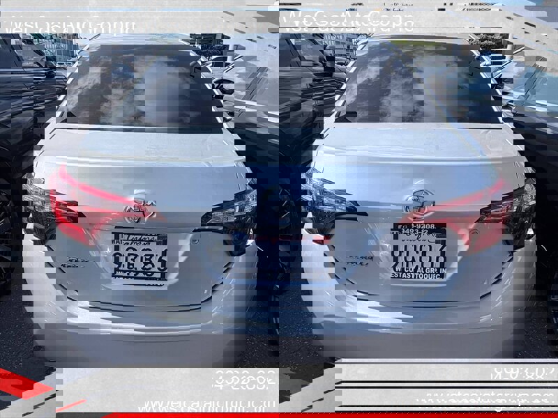 Used 2017 Toyota Corolla L w/ Carpet Mat Package (TMS) FWD image 7