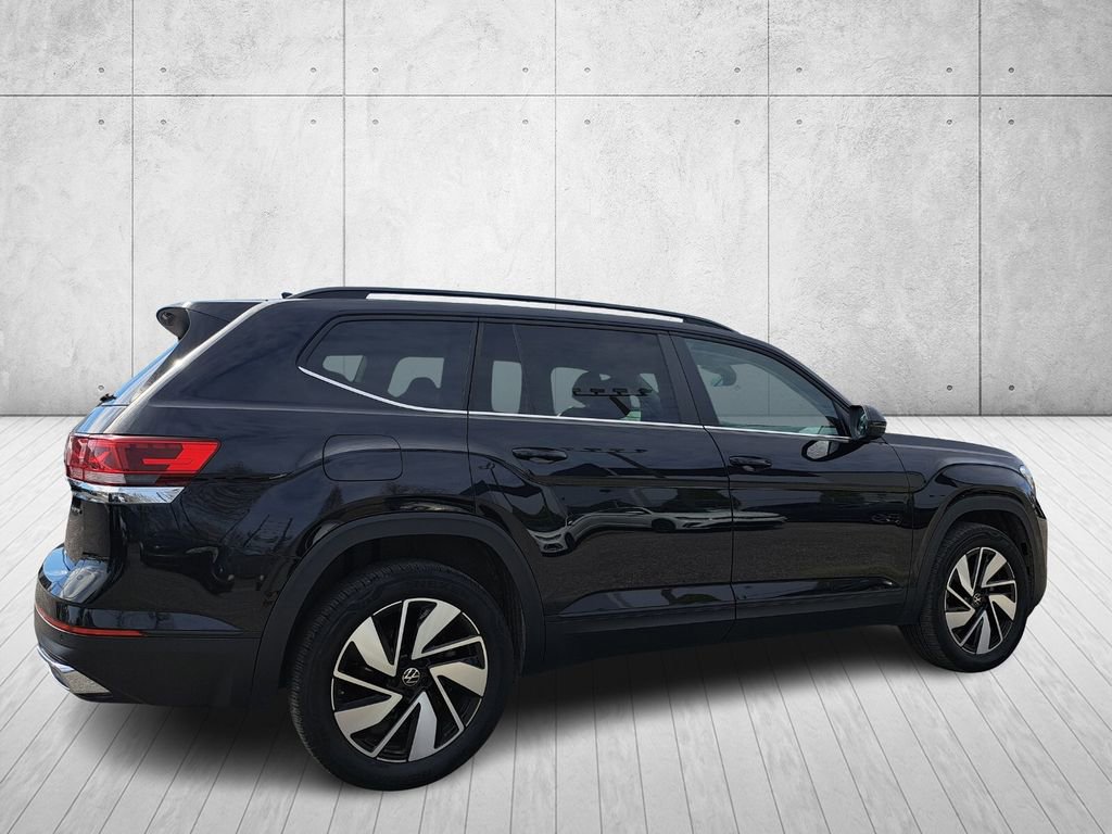 Used 2025 Volkswagen Atlas SE image 5