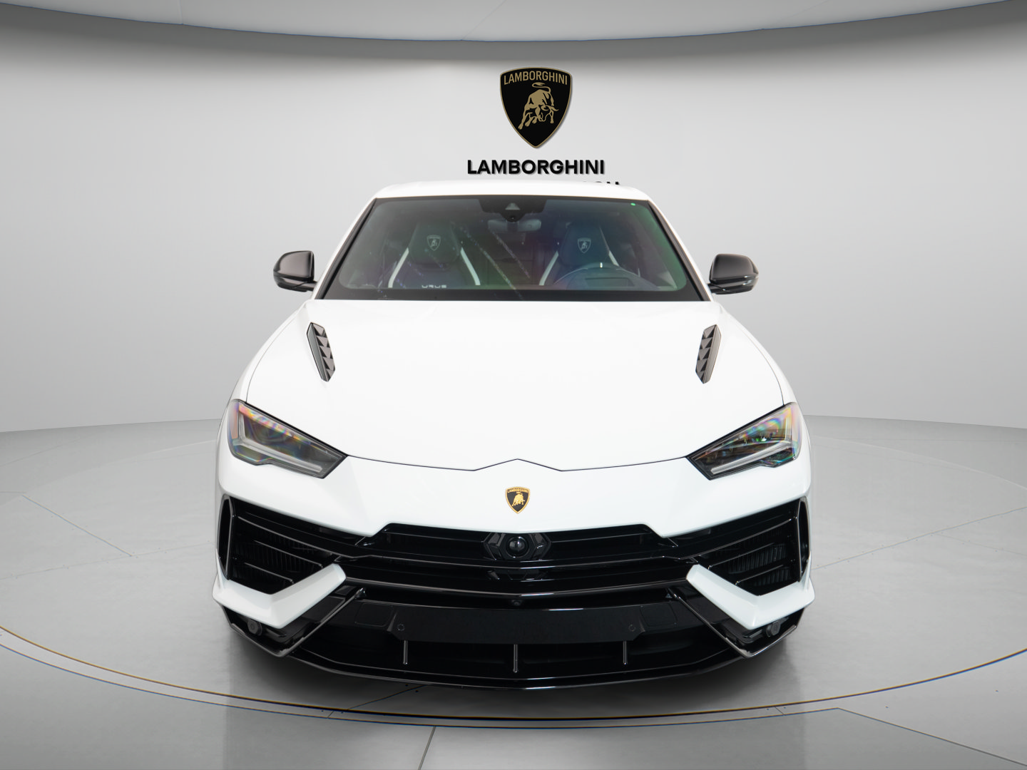 Used 2024 Lamborghini Urus S AWD/4WD image 2