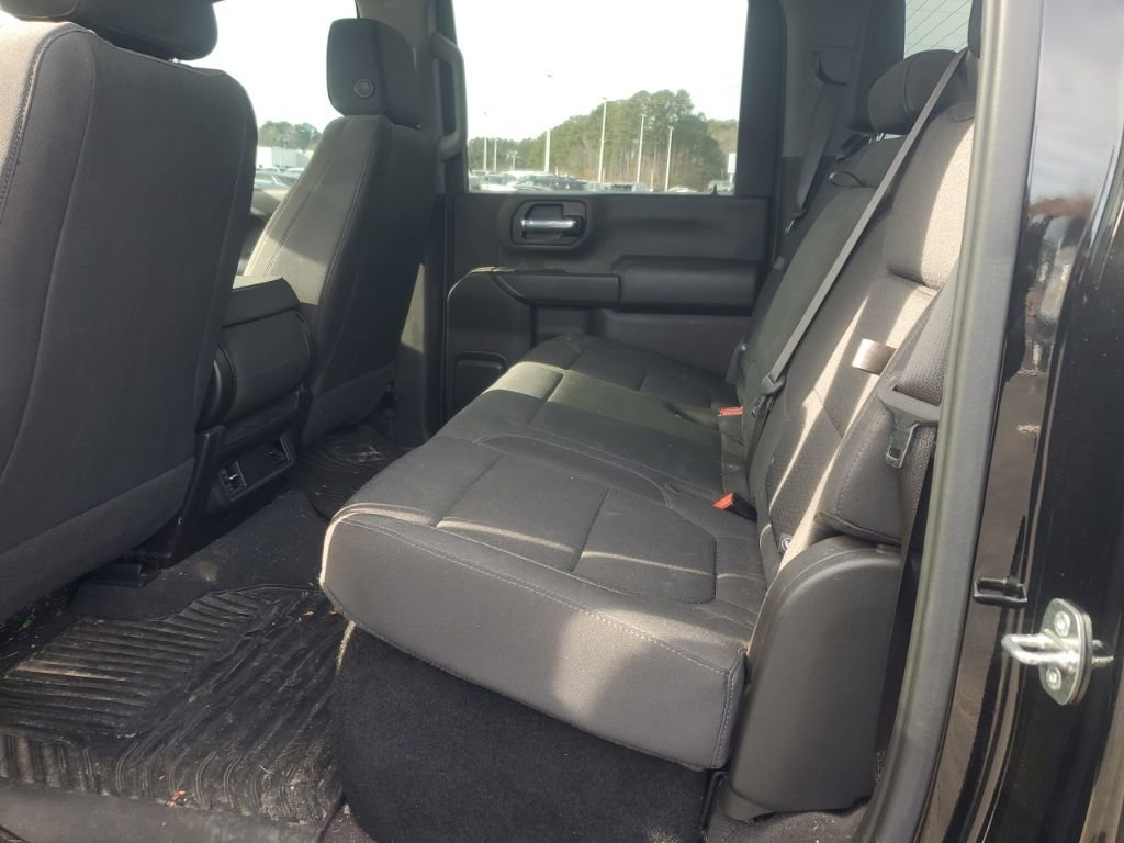 Used 2023 Chevrolet Silverado 2500 Custom w/ Custom Value Package image 14