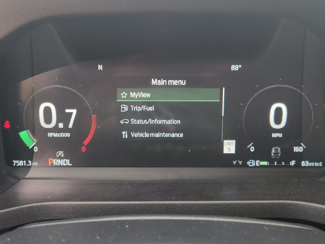 Used 2025 Ford Explorer Active w/ Active Comfort Package RWD image 17
