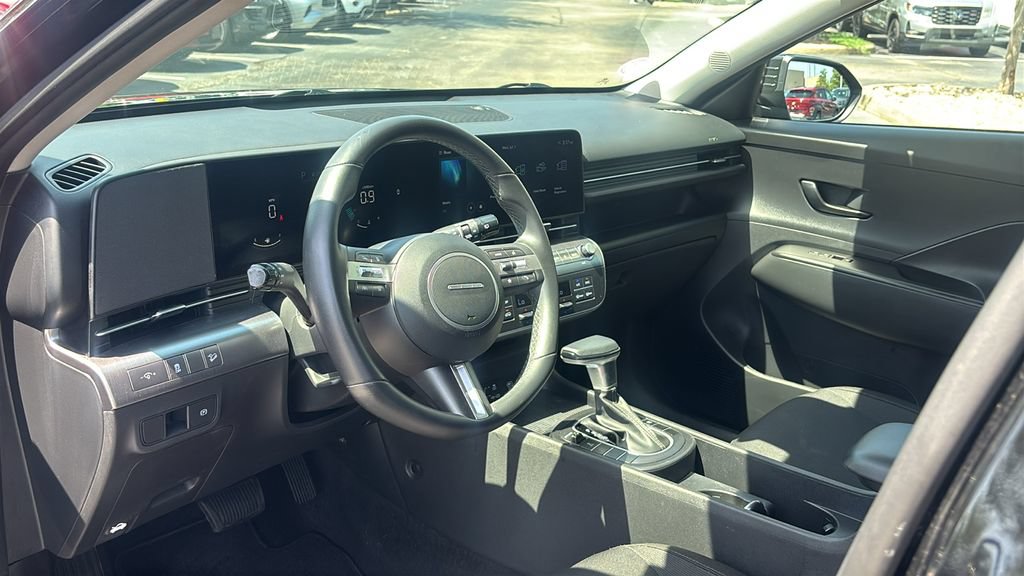Used 2025 Hyundai Kona SEL AWD/4WD image 22