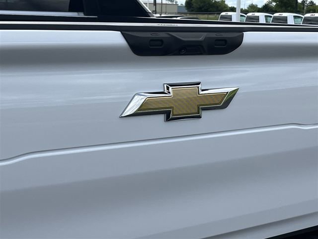 New 2025 Chevrolet Silverado EV LT image 32