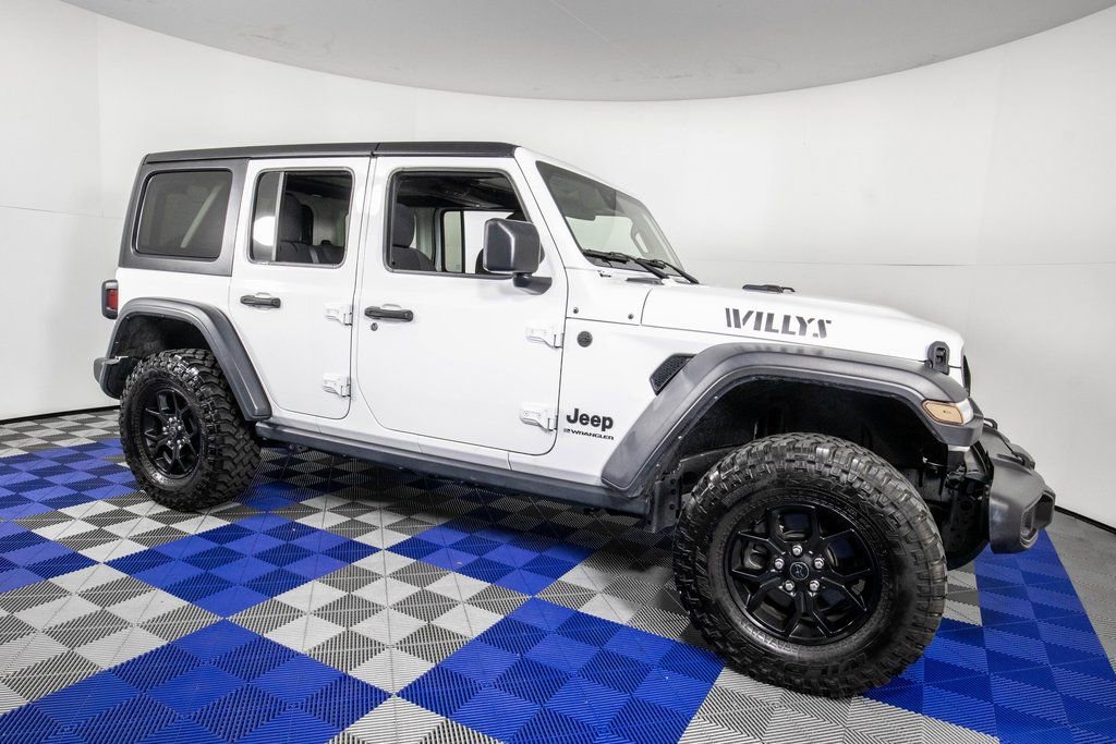 Used 2024 Jeep Wrangler Willys image 3