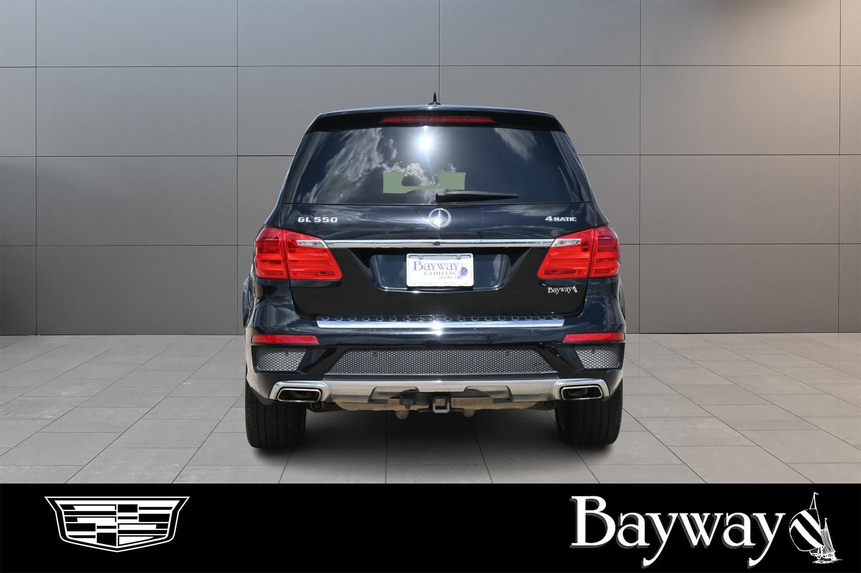 Used 2014 Mercedes-Benz GL 550 4MATIC image 6