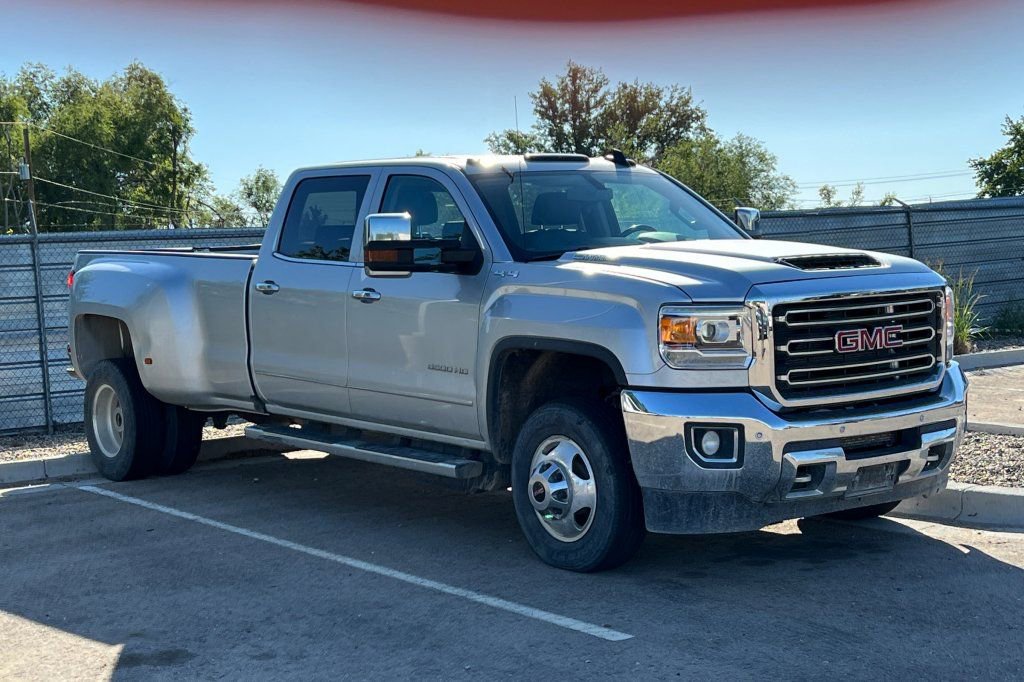 Used 2017 GMC Sierra 3500 SLT w/ Duramax Plus Package AWD/4WD image 2