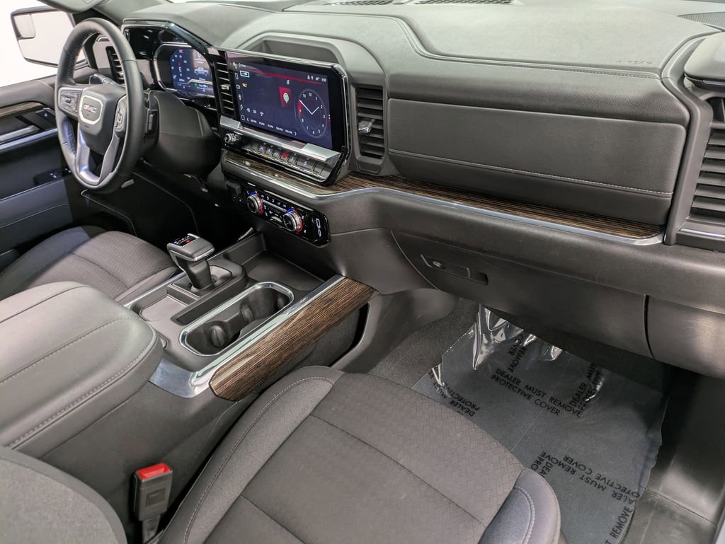 Used 2024 GMC Sierra 1500 Elevation w/ Preferred Package AWD/4WD image 30