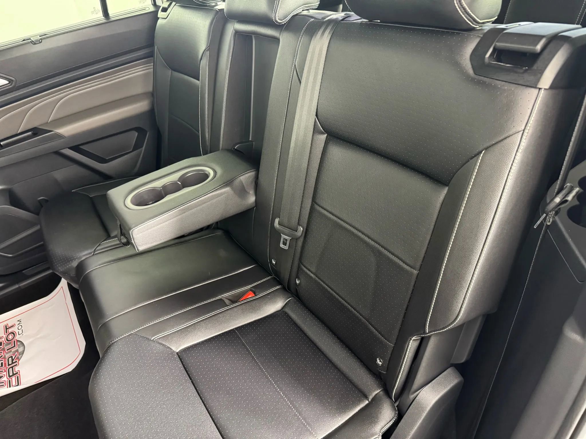 Used 2021 Volkswagen Atlas SE image 38