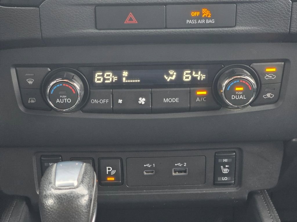 Used 2022 Nissan Frontier PRO-4X w/ Pro-4X Premium Package image 15