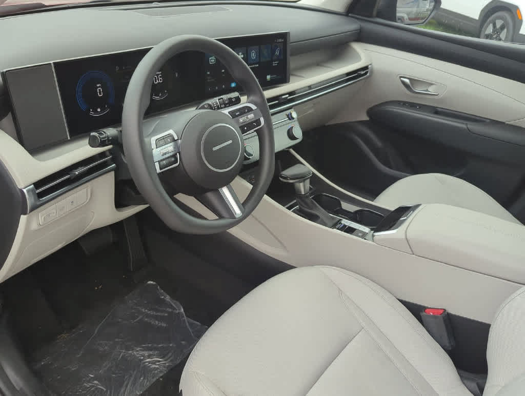New 2026 Hyundai Tucson SEL FWD image 13