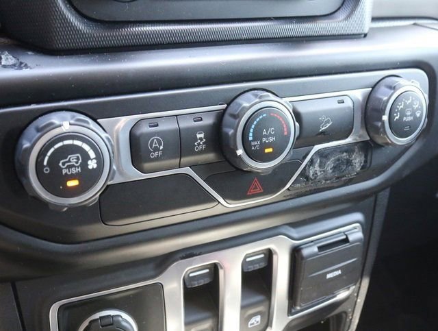 Used 2020 Jeep Wrangler Sport image 24