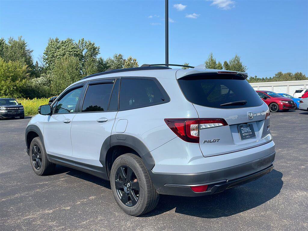 Used 2022 Honda Pilot TrailSport image 4