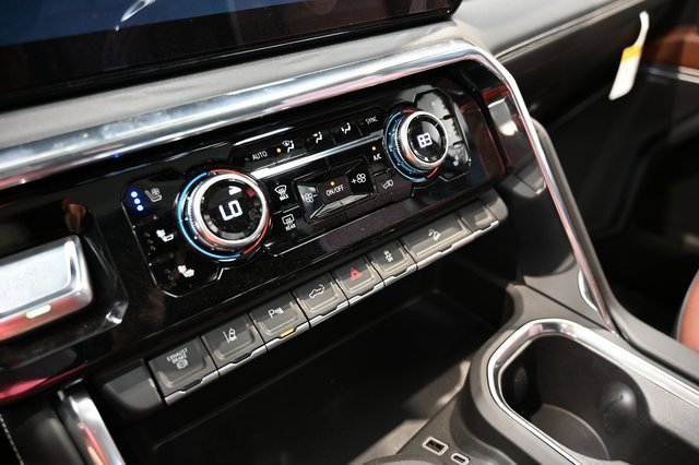 New 2026 GMC Sierra 2500 Denali Ultimate w/ Max Trailering Package image 25