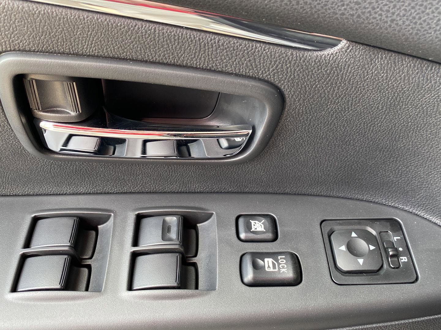 New 2026 Mitsubishi Outlander Sport ES image 16