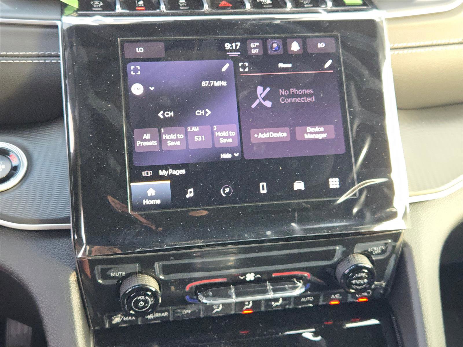 New 2025 Jeep Grand Cherokee Laredo w/ MOPAR Finishing Package image 28