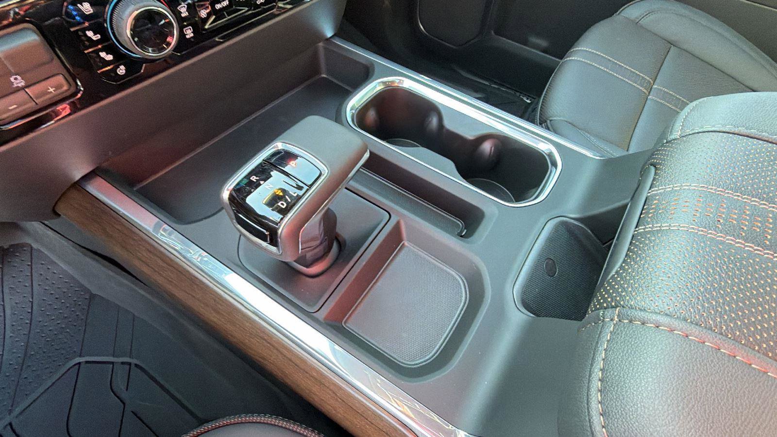 New 2026 Chevrolet Silverado 1500 High Country AWD/4WD image 24