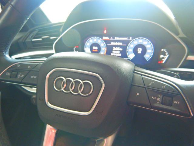 Used 2023 Audi Q3 2.0T Premium w/ Black Optic Sport Package AWD/4WD image 18