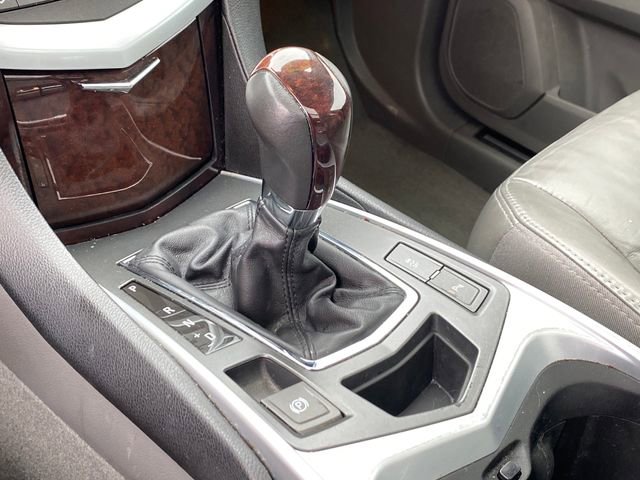 Used 2010 Cadillac SRX Luxury image 12