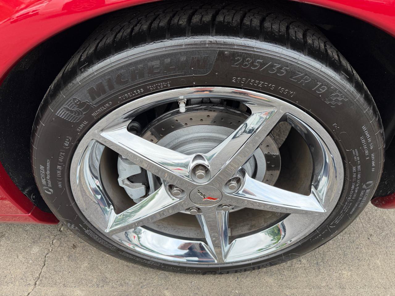 Used 2013 Chevrolet Corvette Convertible w/ 2LT Preferred Equipment Group RWD image 19